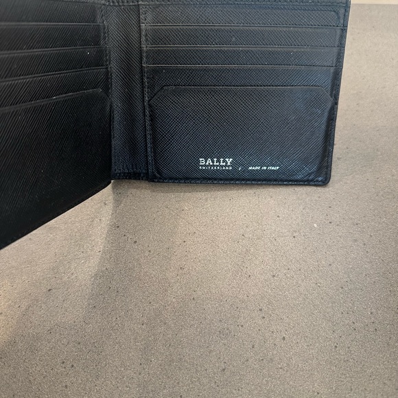 Rare! Bally Swizz Beatz Collab Wallet - Picture 3 of 8